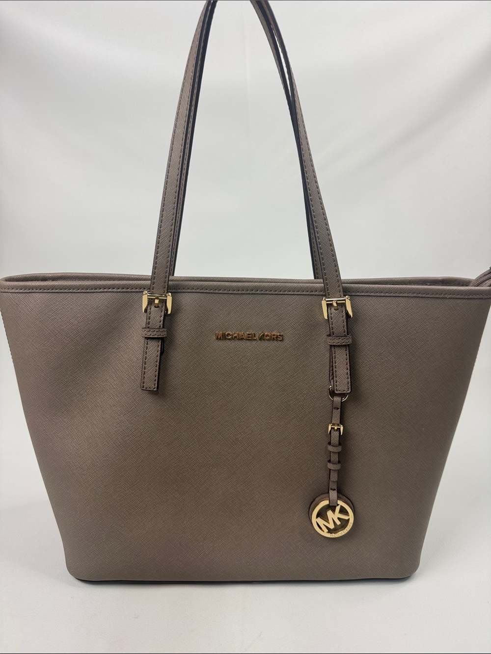 Michael Kors Beige Taupe Saffiano Leather Tote with Gold MK Charm Zip close EUC